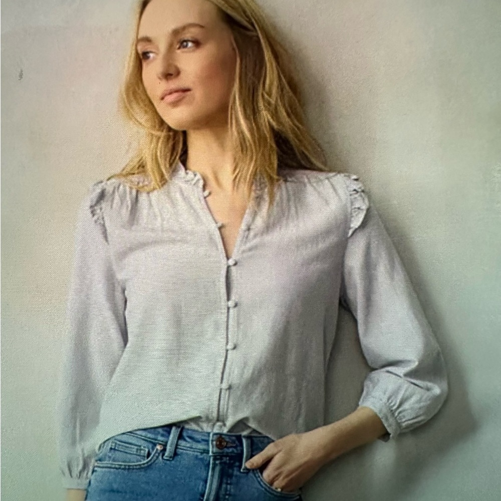 LC Lauren Conrad Light Blue Button-Down Shirt - Size Large